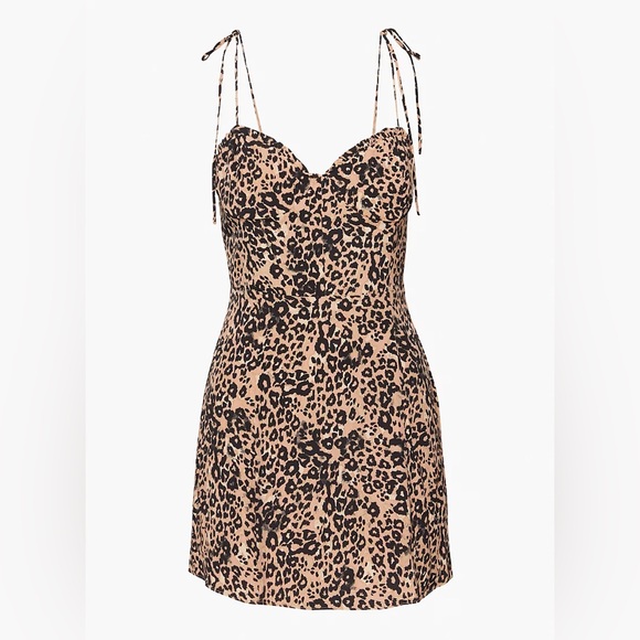 Wilfred Dresses & Skirts - Wilfred Aritzia Fable Mini Dress in Leopard Print Size 8 NWT